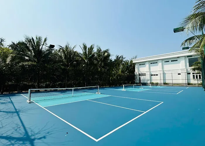 Gold Coast Hotel Resort & Spa